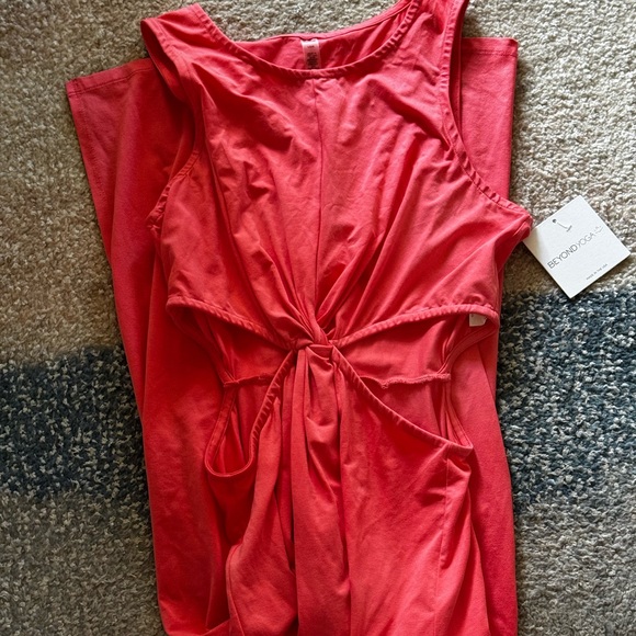 NEW Beyond Yoga Around The World Front Twist Dress in Coral Glow - Picture 5 of 6
